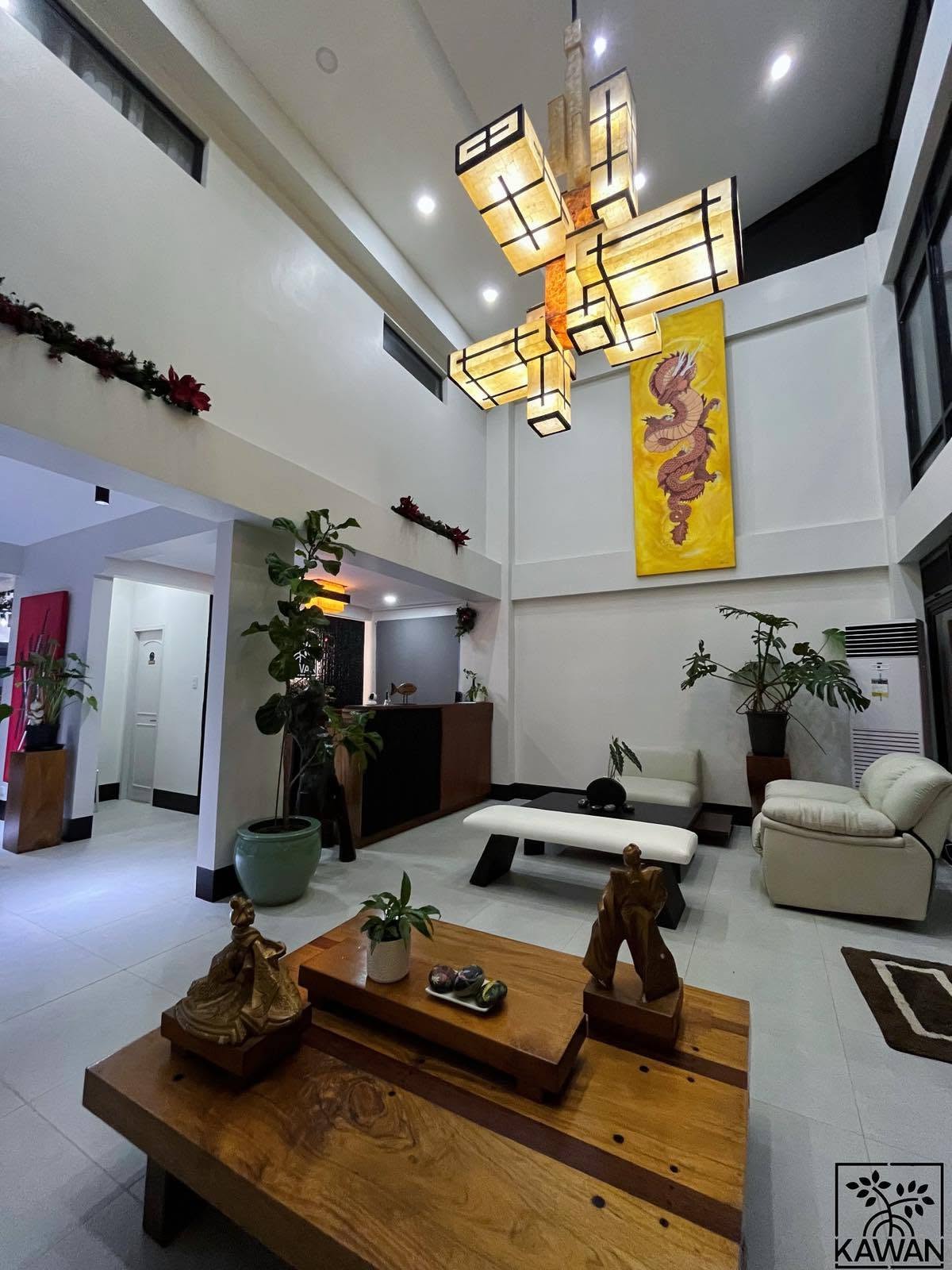 Resort lounge